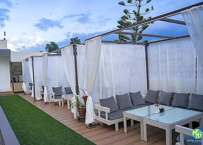 Hotel Mustang 3*