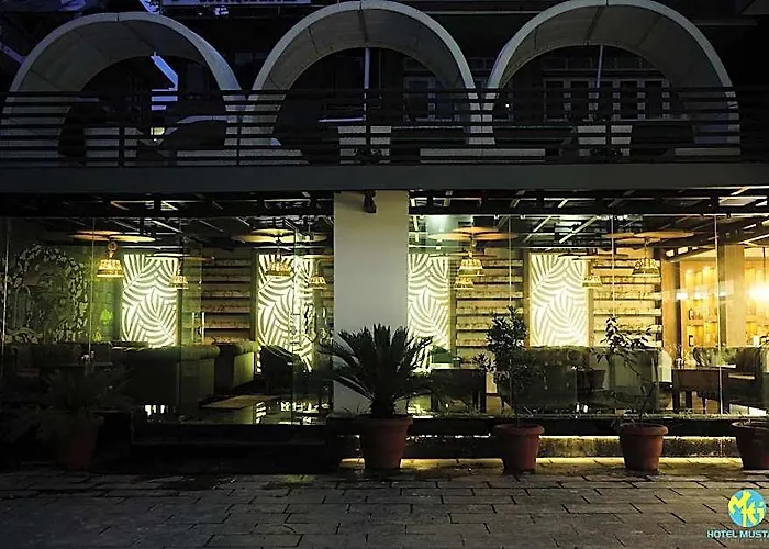 Hotel Mustang 3*