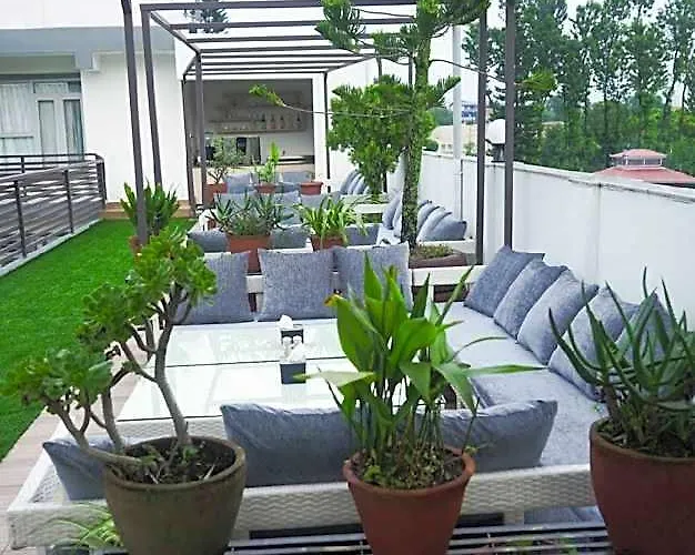 Mustang Hotel 3*