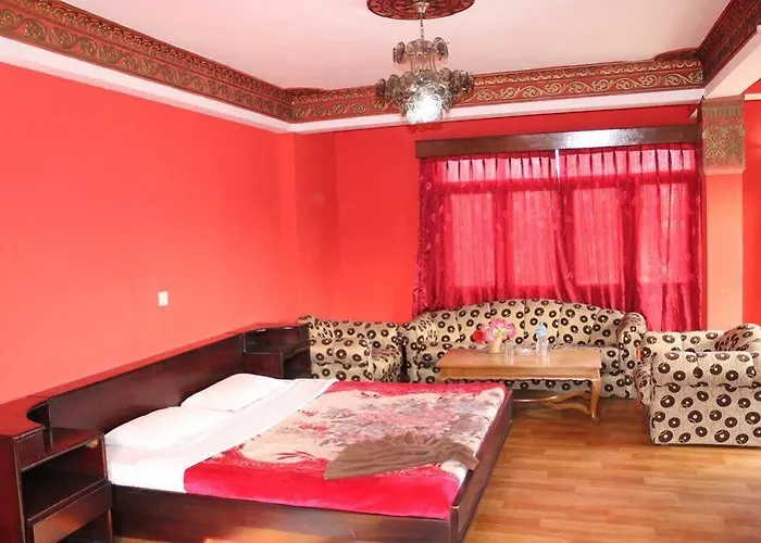Mustang Hotel 3*